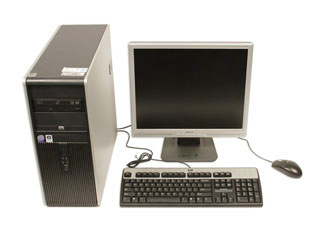 sebuah komputer desktop