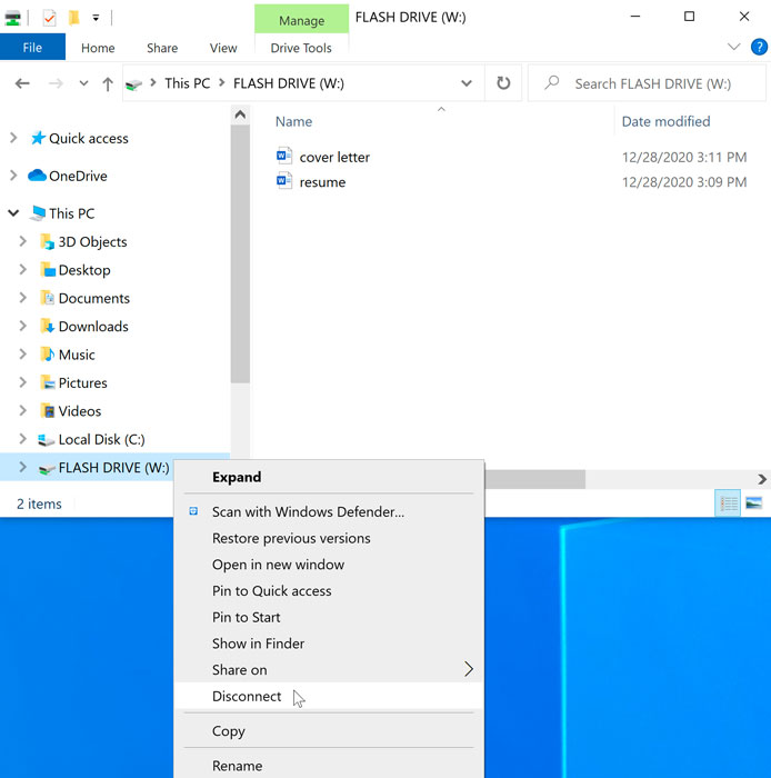 disconnecting the flash drive