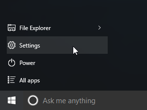 membuka menu Setting pada Windows 10